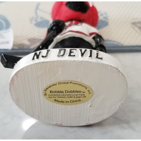 New Jersey Devils Mascot Bobblehead in White Jersey by Bobble Dobbles Rare 2001 - Picture 9 of 10
